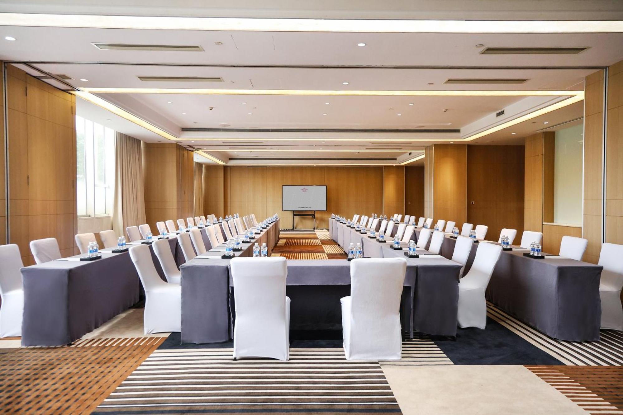 Crowne Plaza Shanghai Anting-Auto City - 15 Minutes Drive To F1 Jiading Dış mekan fotoğraf